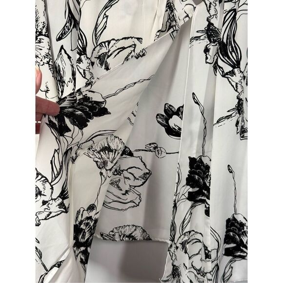 A16 - Chico's Bloom Sketch Scarf Front Pullover Long Sleeve Blouse Size 0/X Smal - Picture 5 of 10